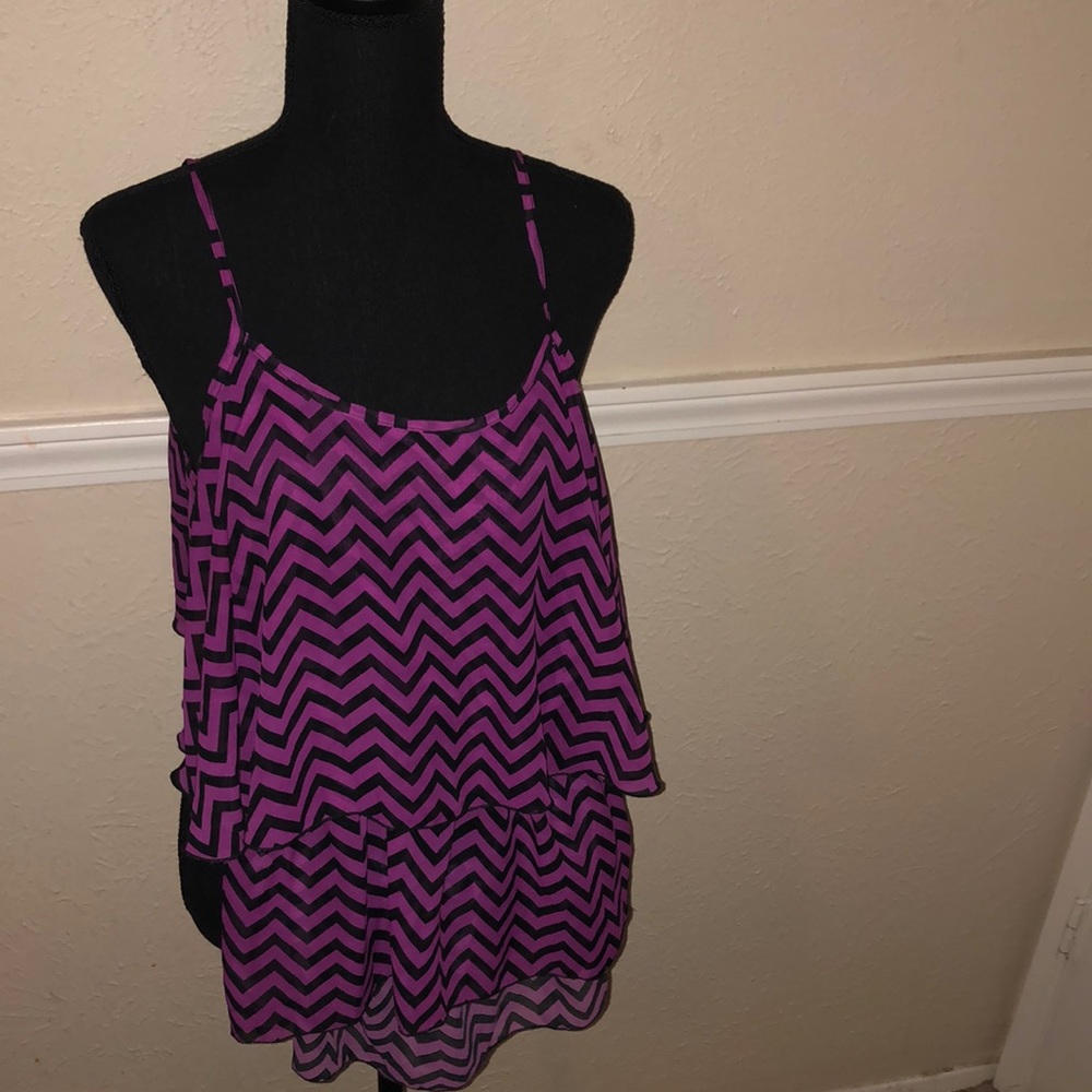 Purple and Black Chevron Pattern Top Short Back